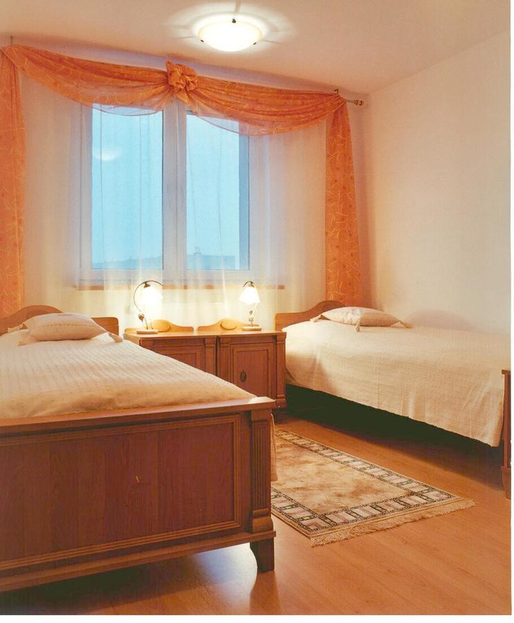 Gosciniec Tombor Aparthotel คาโตวีตเซ ภายนอก รูปภาพ